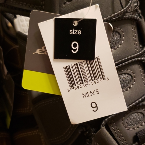 New without tagsEddie Bauer Bump Toe Black Sandals - Picture 3 of 6